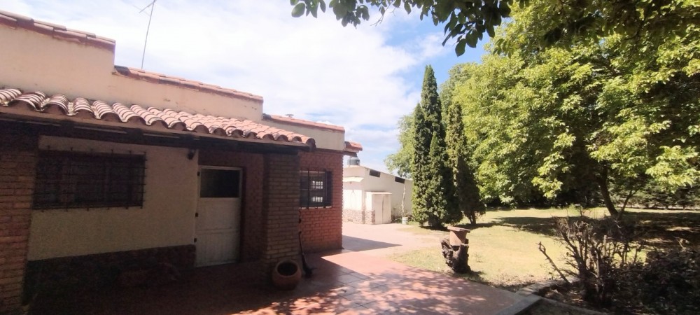Terreno 6.800 m2 y vivienda
