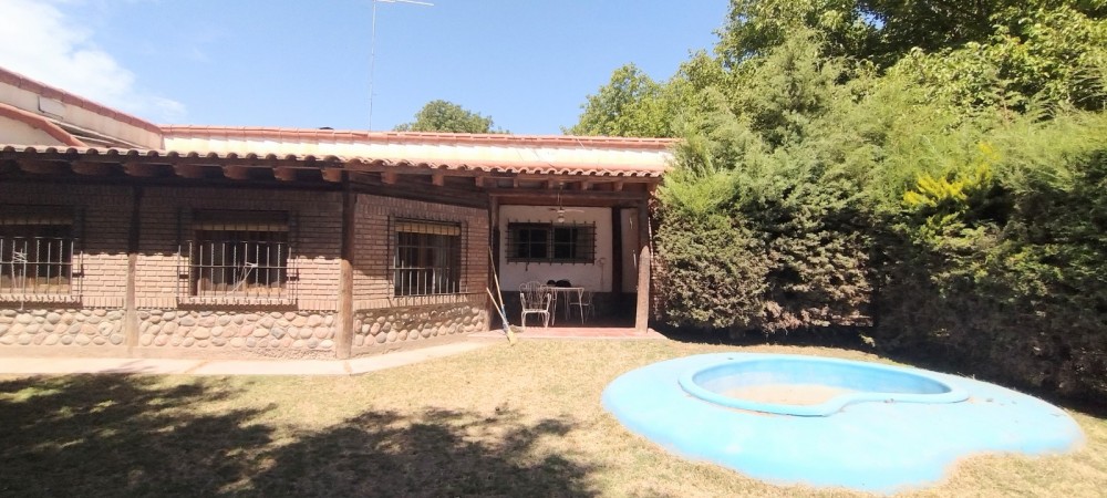 Terreno 6.800 m2 y vivienda